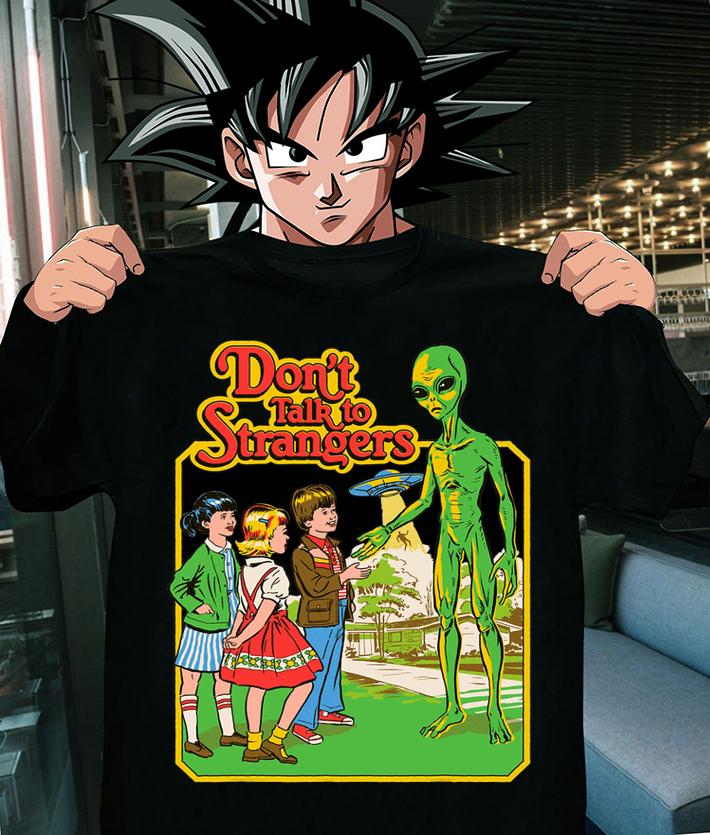 Pretty Don't Talk To Strangers Retro Alien Area 51 Halloween t-shirt shirt