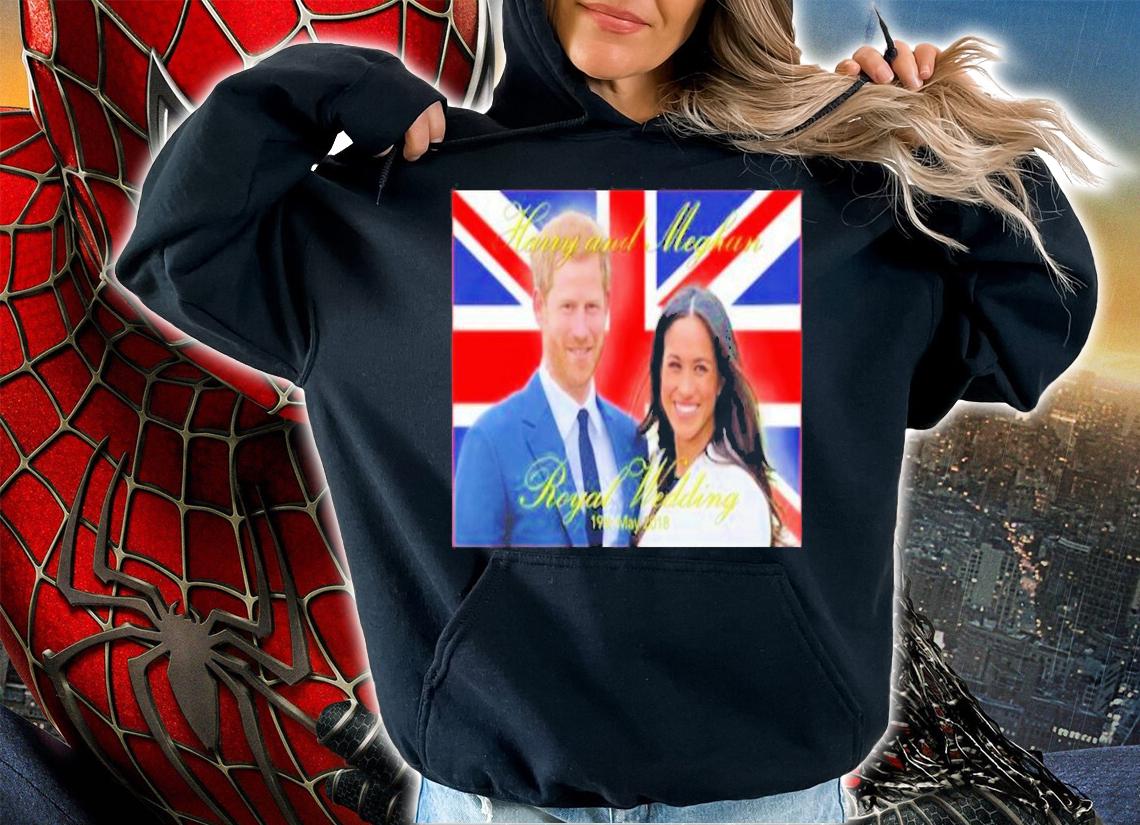 Prince Harry And Meghan Markle Royal Wedding Memorabilia Pro Photo T-Shirt t-shirt
