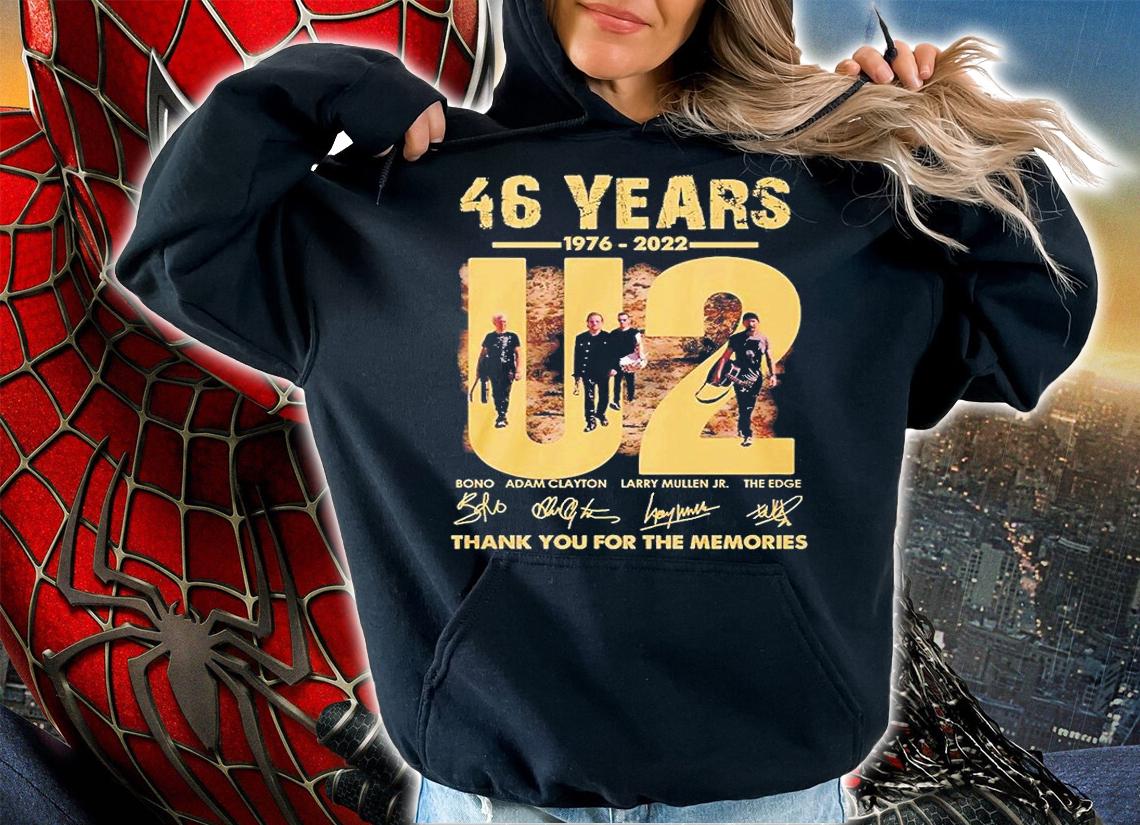 46 Years 1976 2022 U2 Thank You For The Memories Signatures T-Shirt t-shirt