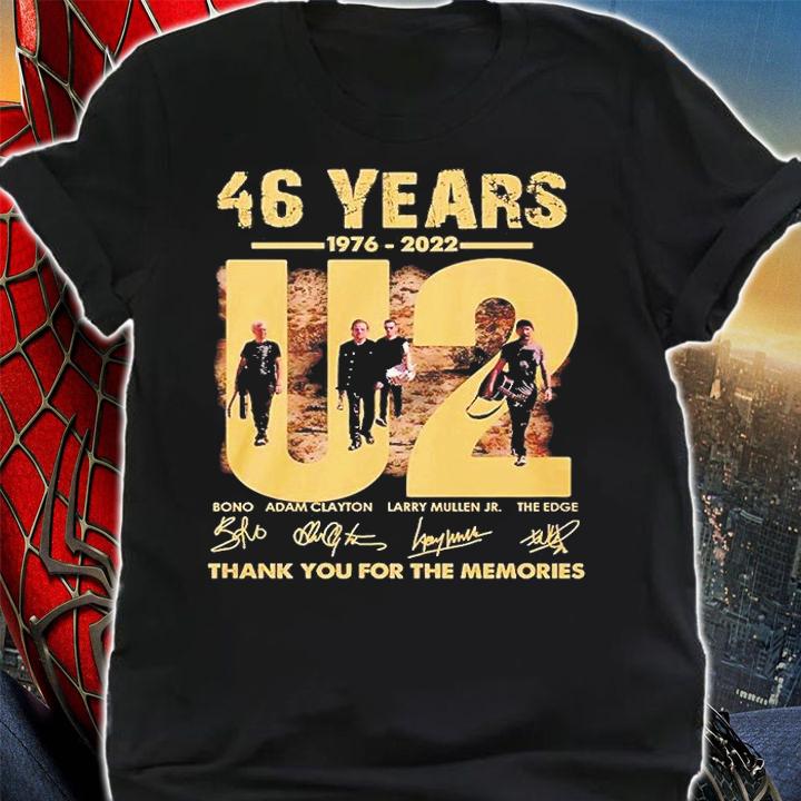46 Years 1976 2022 U2 Thank You For The Memories Signatures T-Shirt t-shirt
