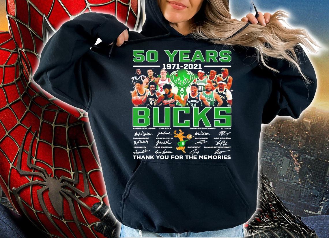 50 years 1971-2021 Milwaukee Bucks signatures thank you for the memories shirt hoodie