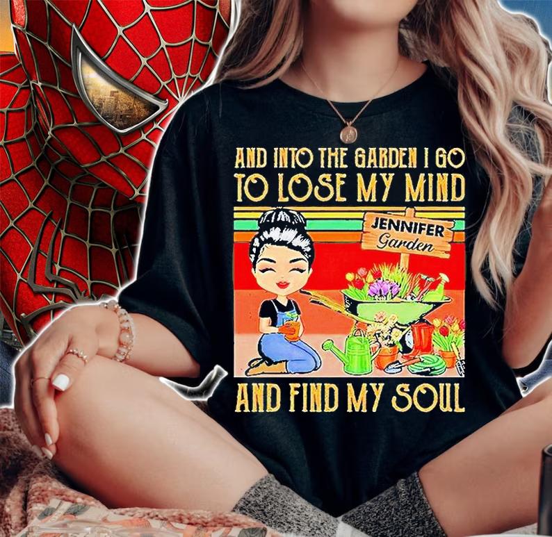 And into the garden I go to lose my mind and find my soul Vintage T-shirt